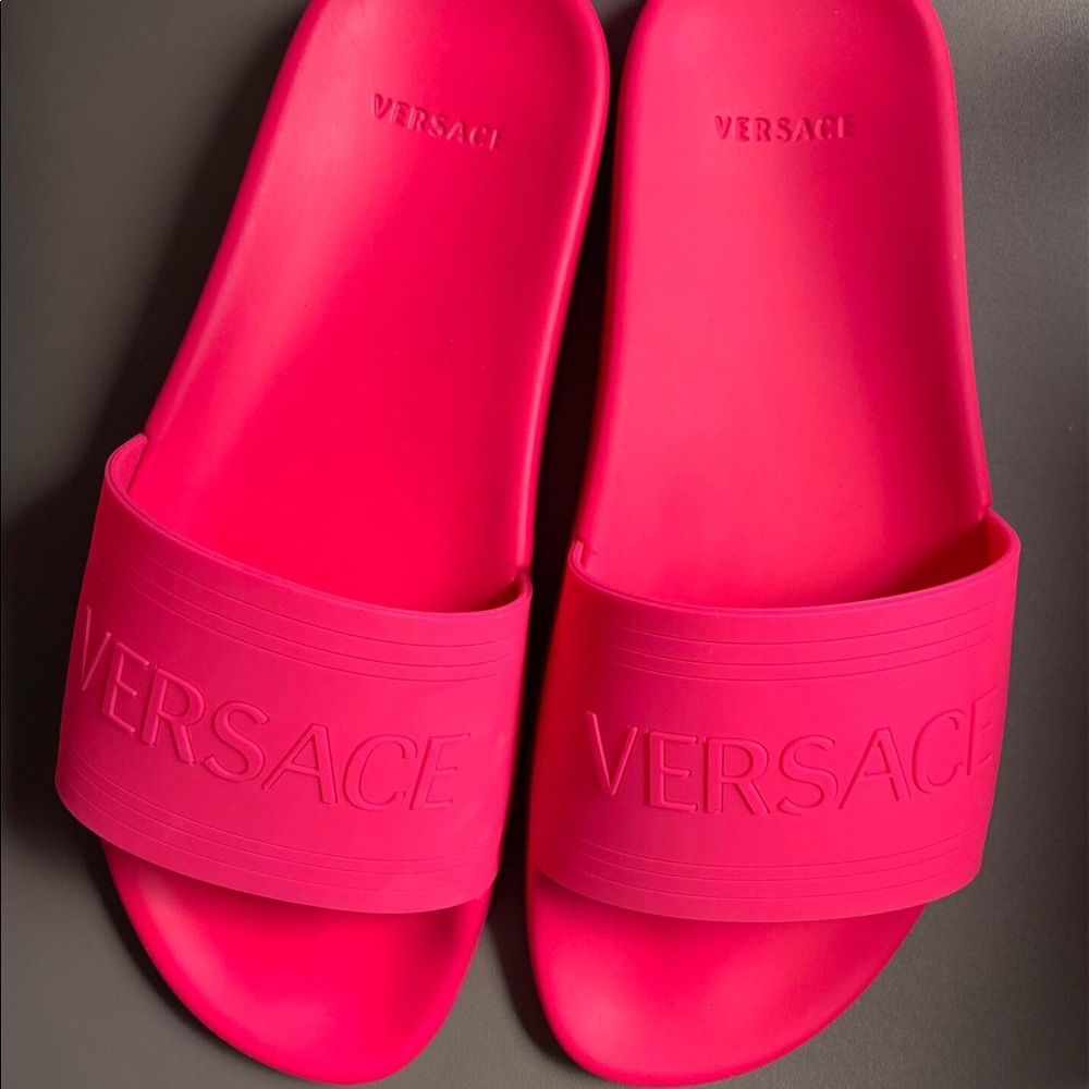 Versace pool slides - Picture 2 of 2